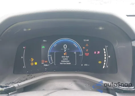 2025 Toyota Camry Le z USA, uszkodzony, nr VIN 4T1DAACK6SU099657